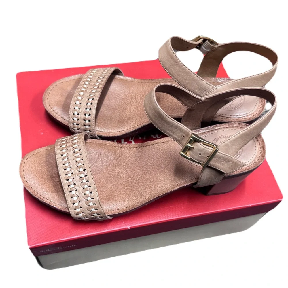 Nurture Daviee Sandals Size 8.5M Leather Block Heel – With Box - Picture 4 of 11